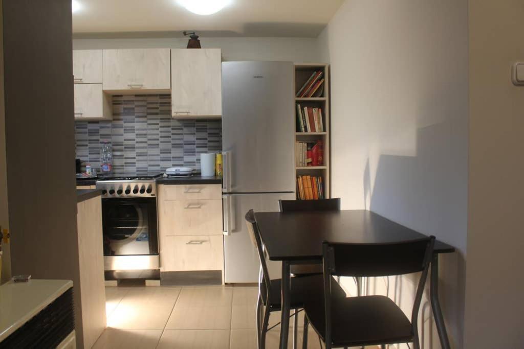 Garden Ingyenes Zart Parkoloval Апартаменты